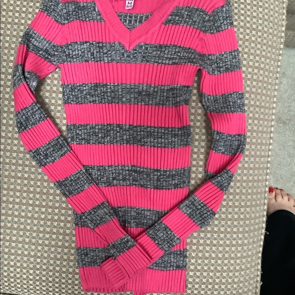 Hot pink and charcoal stripe ribbed v-neck tunic